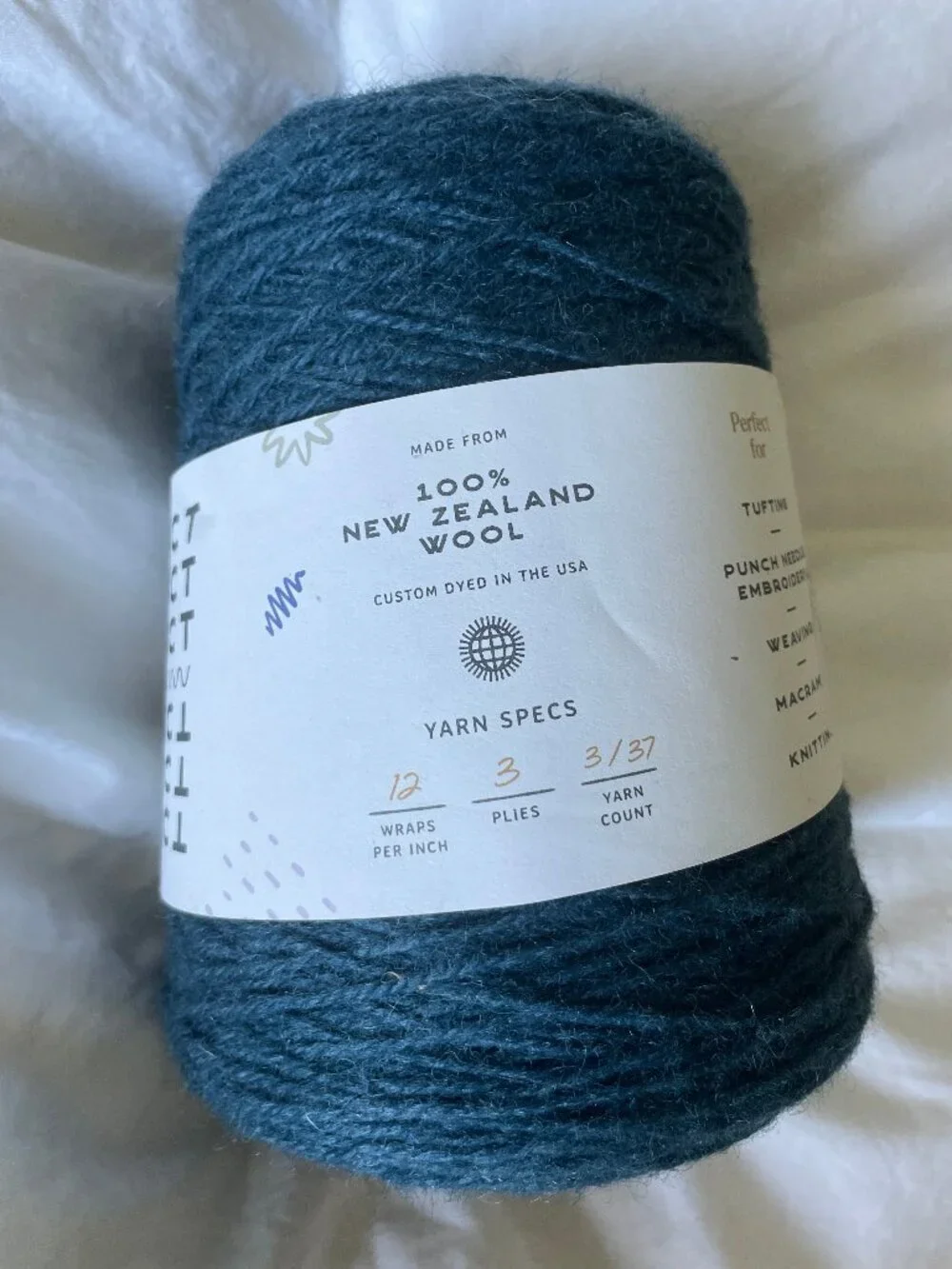 Tuft The World Reflect Wool Cone Yarn